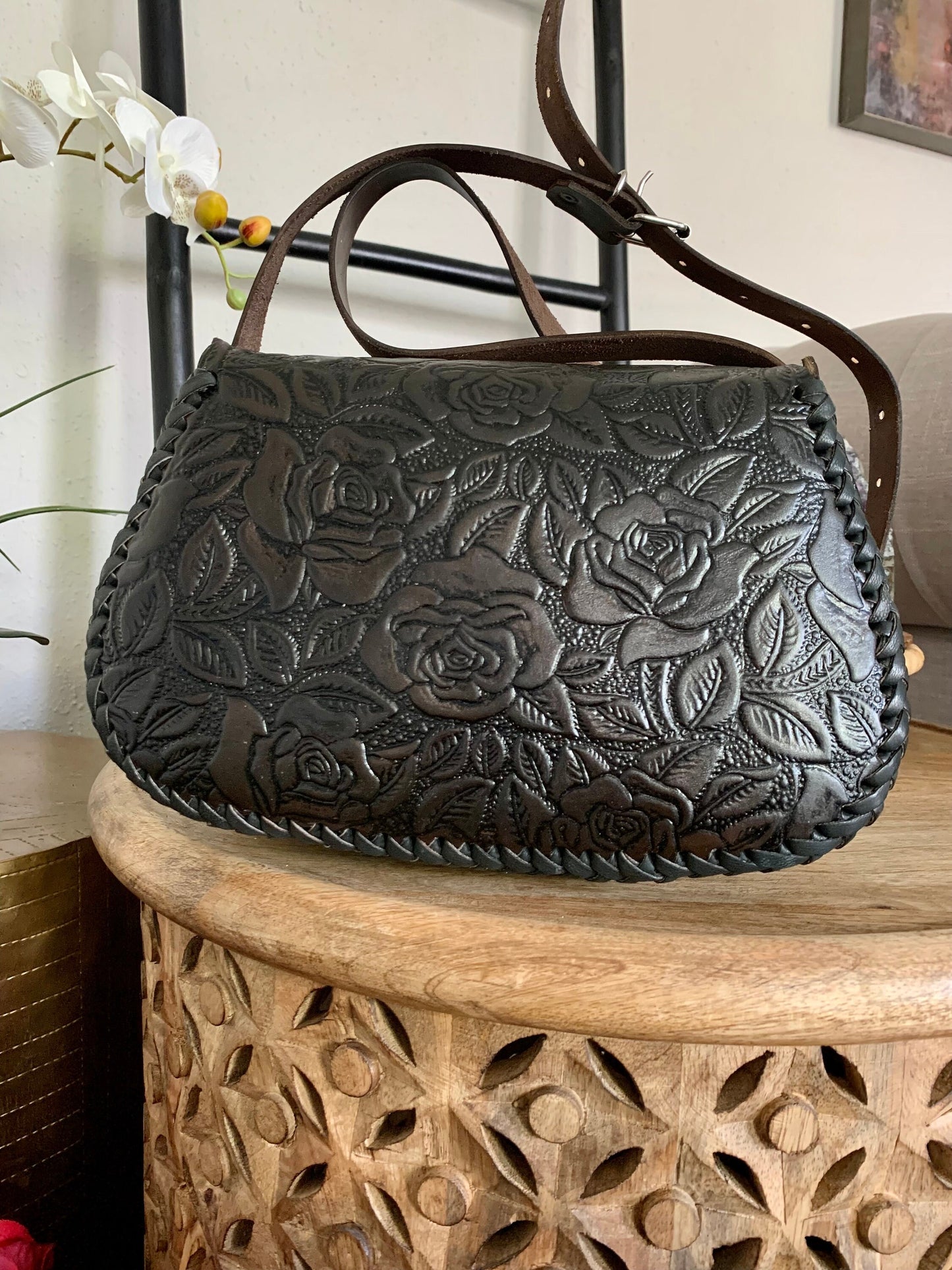 Structured Hand Tooled Leather Crossbody – Mexican Artisan Floral Purse – Double Sided Genuine Leather Bag – Adjustable Strap