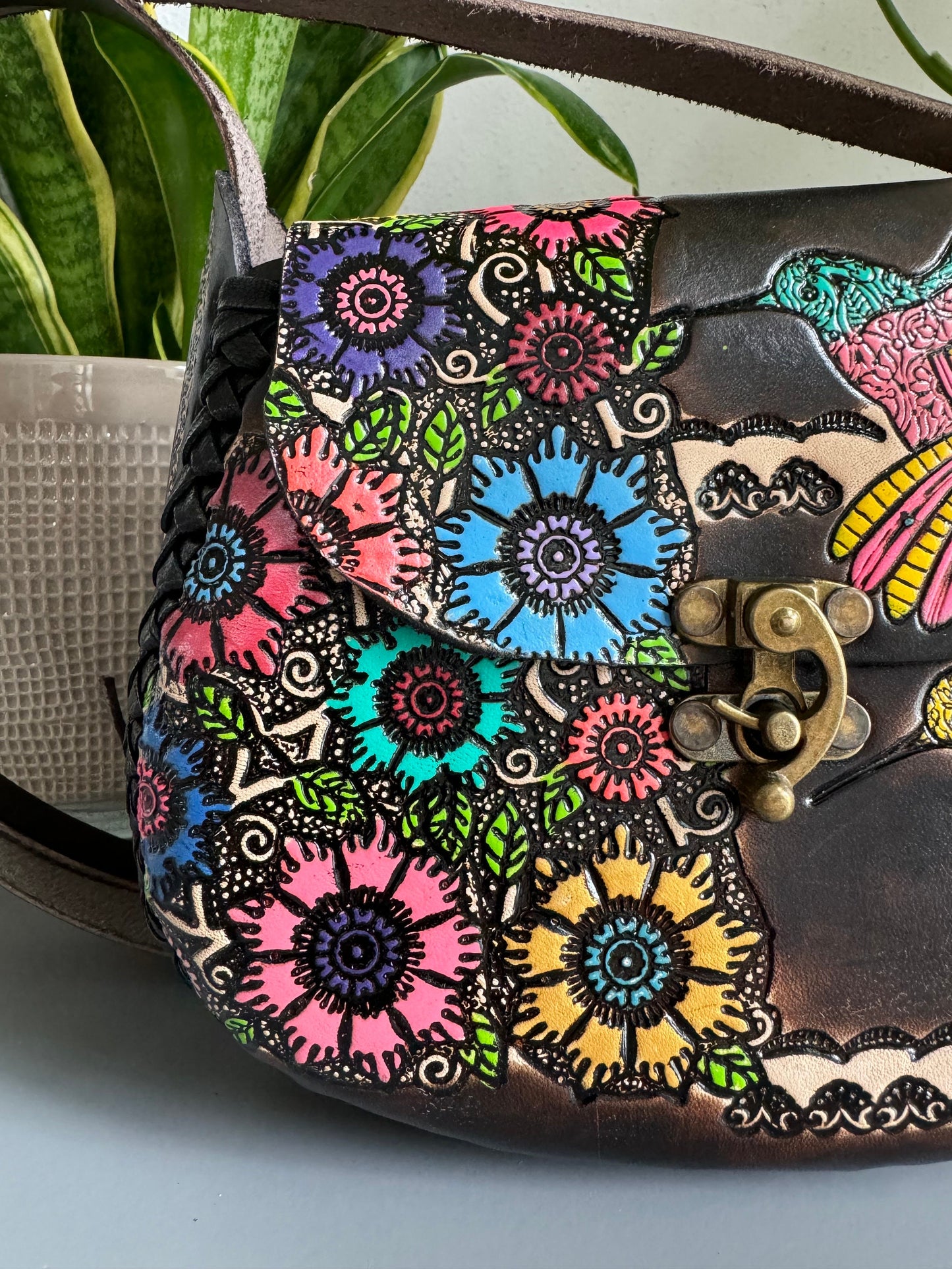 Hand-Tooled Leather Hummingbird Purse, Handmade Mexican Bag, Bolsa de Piel, Artesania Mexicana