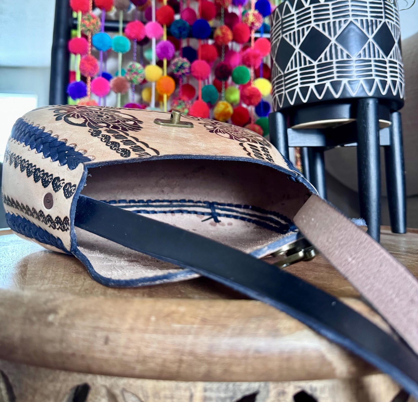 Hand-Tooled Embossed Leather, Mexican Floral Purse, Handmade Handbag, Bolsa de Piel, Artesanal Leather Crossbody