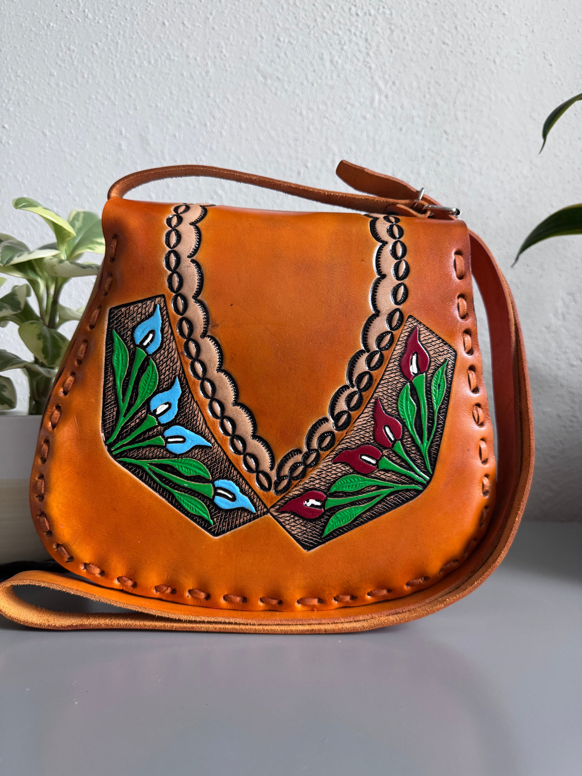 Mexican Leather Crossbody Bag - Hand Tooled Floral Purse - Artisan Handmade Folk Art Handbag - Boho Western Leather Shoulder Bag
