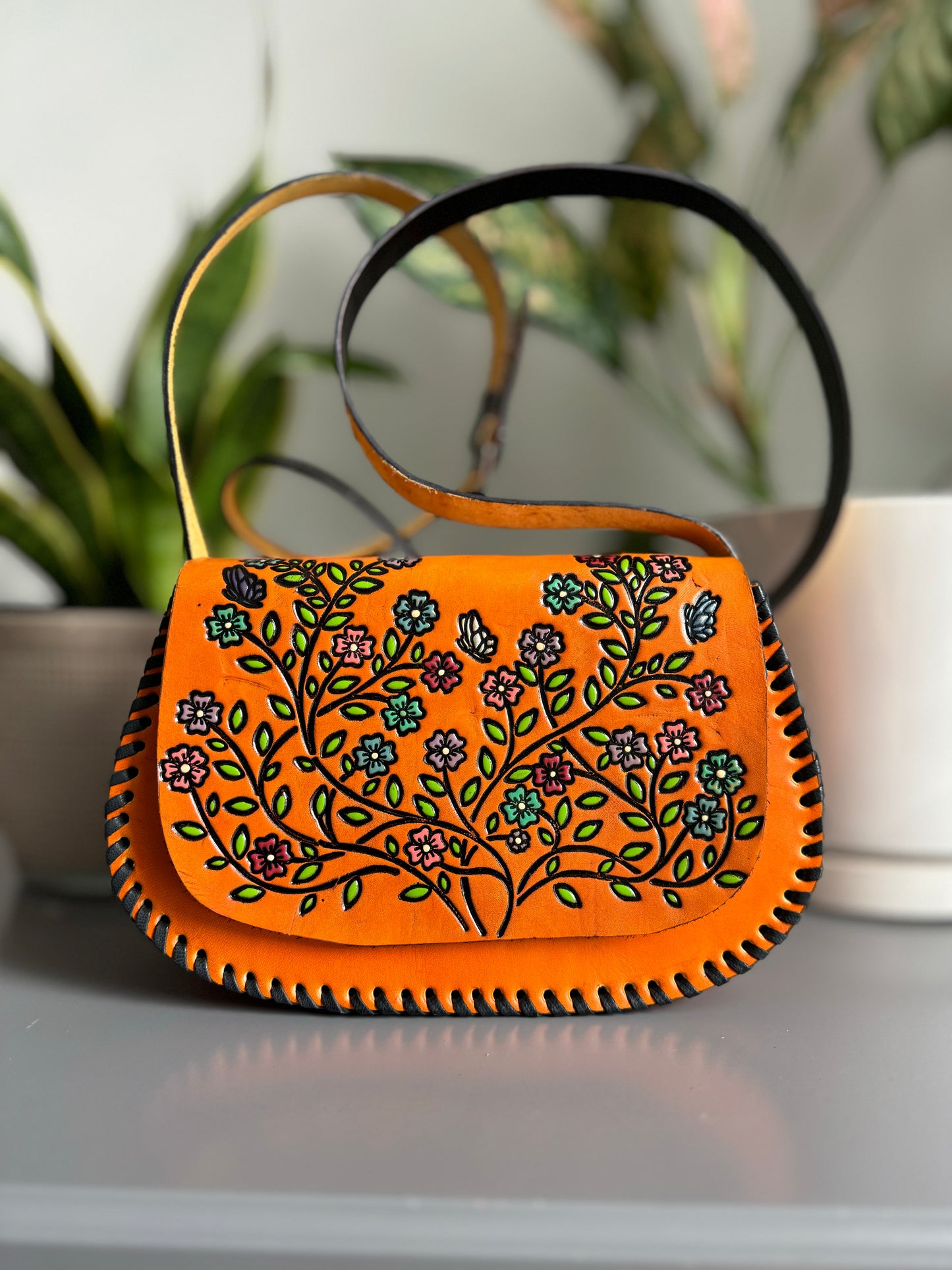 Floral Hand Tooled Mexican Leather Purse