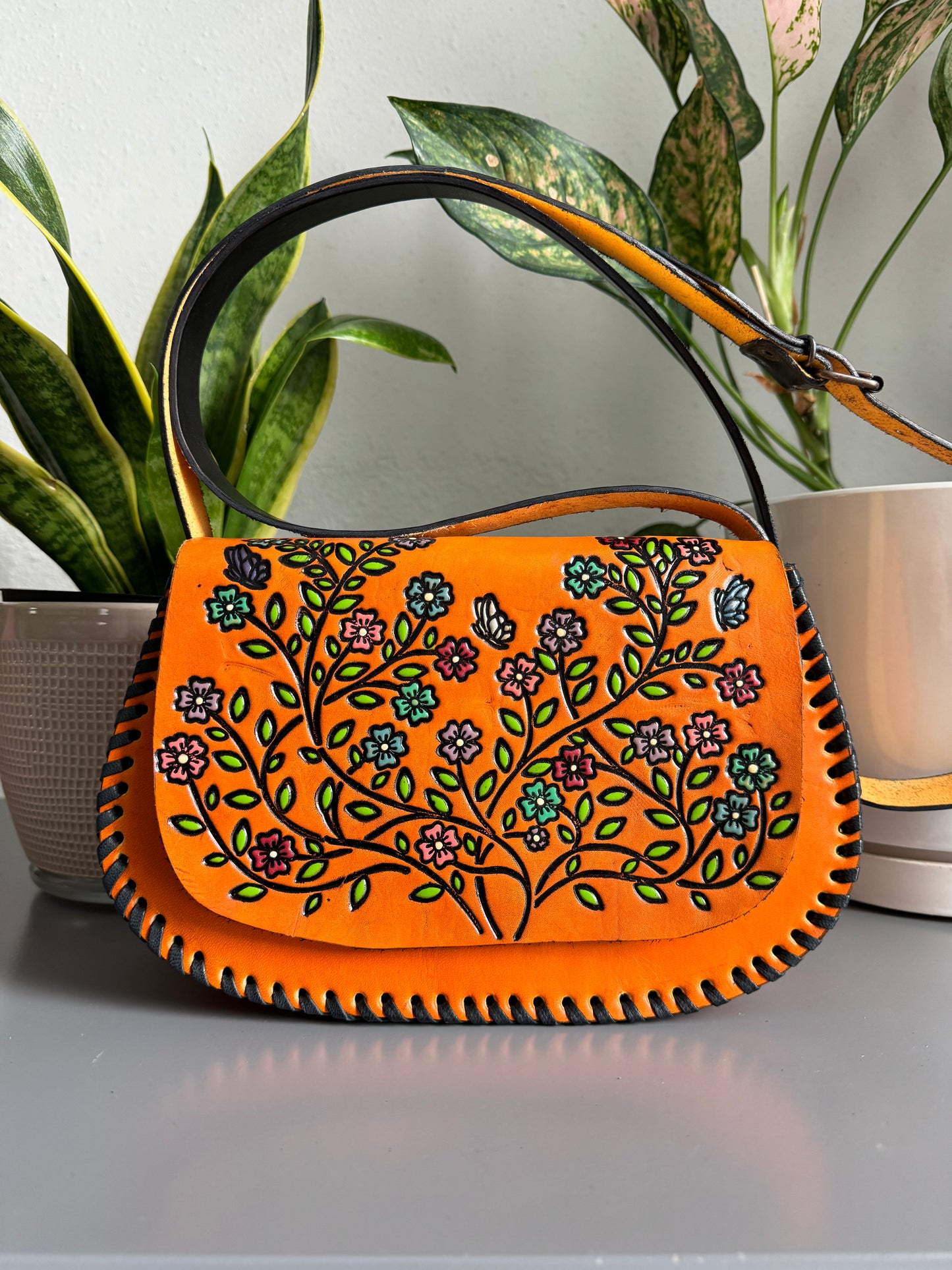 Floral Hand Tooled Mexican Leather Purse