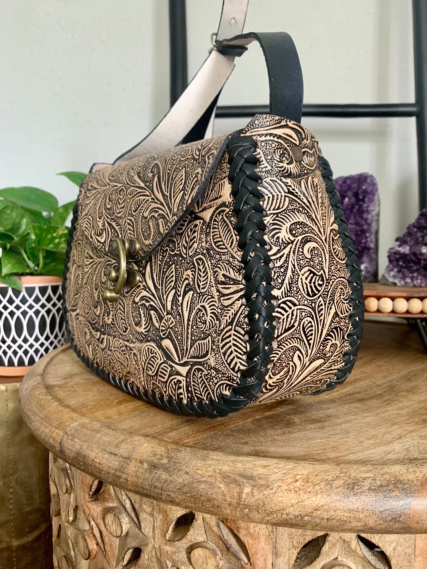 Leather Hand-Tooled Embossed Mexican Floral Purse / Handmade / Artesanal