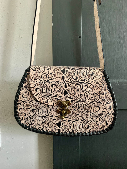 Leather Hand-Tooled Embossed Mexican Floral Purse / Handmade / Artesanal