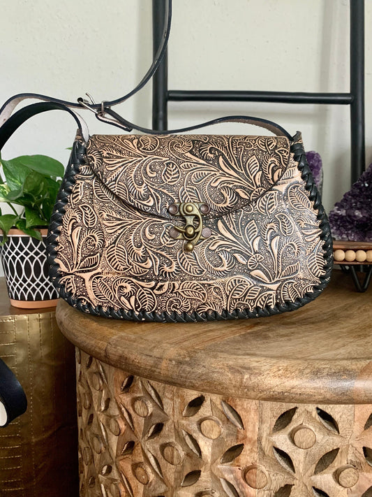 Leather Hand-Tooled Embossed Mexican Floral Purse / Handmade / Artesanal