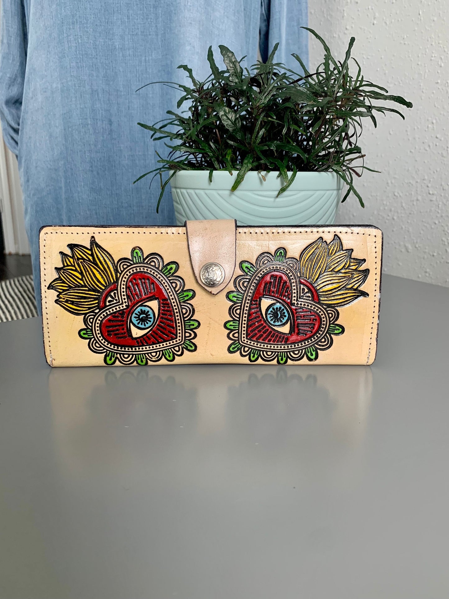 Hand Tooled Leather Evil Eye Wallet: Artisan Crafted Bifold