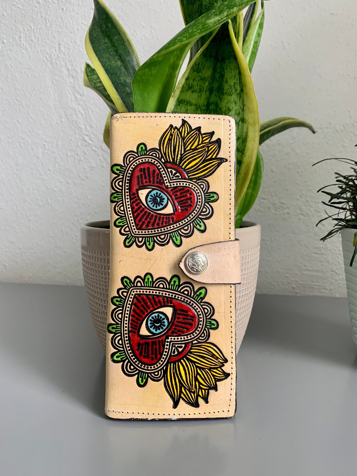 Hand Tooled Leather Evil Eye Wallet: Artisan Crafted Bifold
