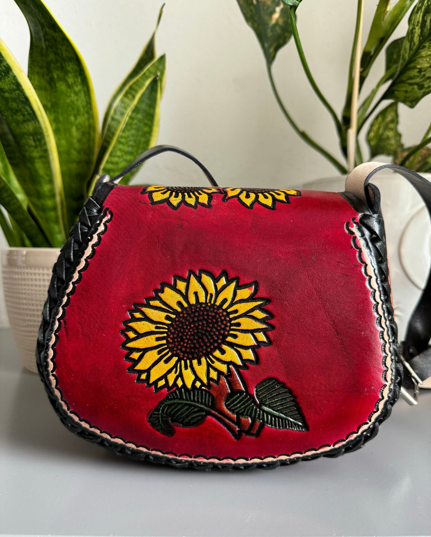 Hand-Tooled Embossed Mexican Leather Floral Purse, Sunflower Handmade Leather handbag, Hand painted Girasol, Artesanal