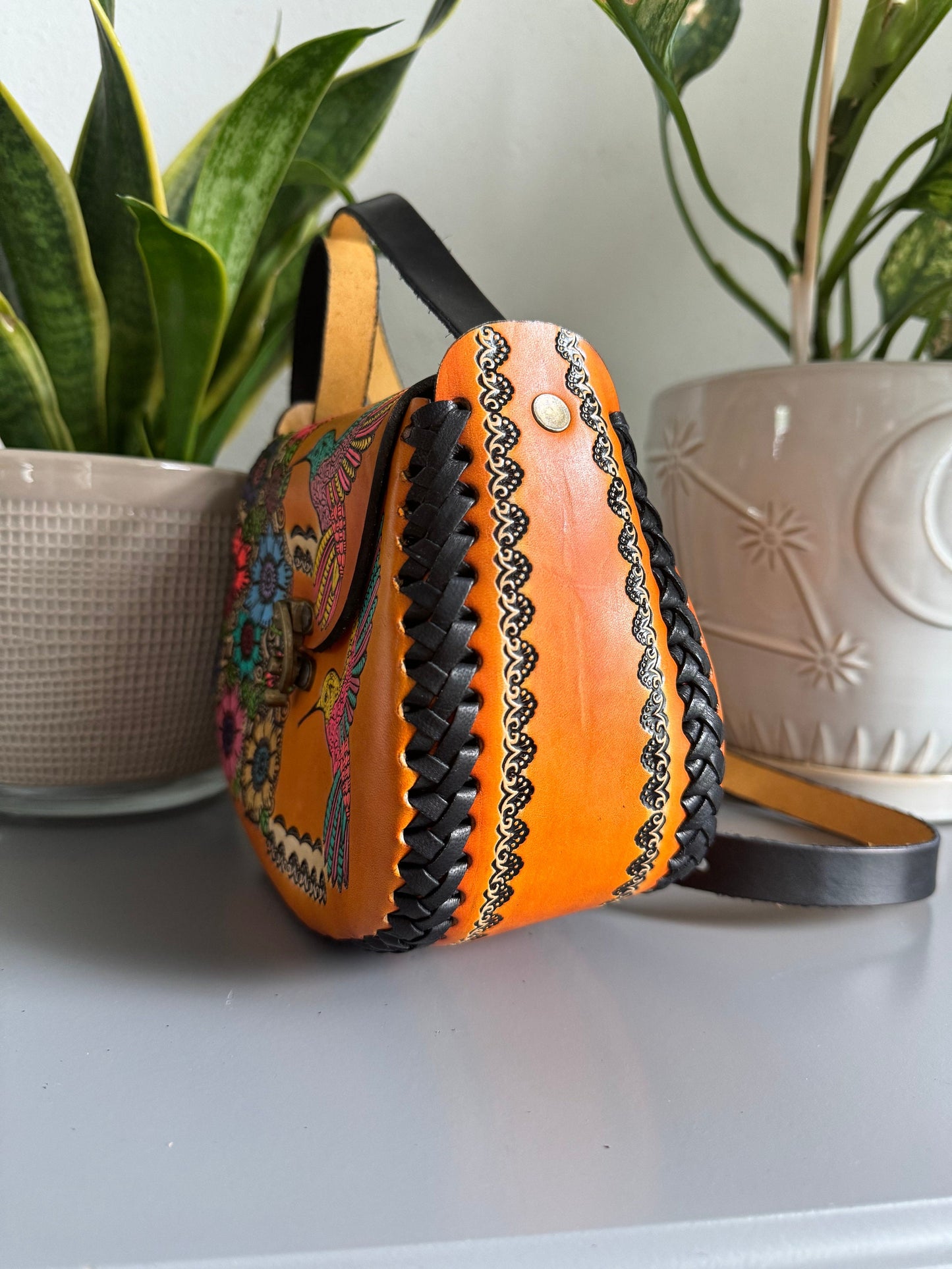 Hand-Tooled Leather Hummingbird Purse,  Handmade Mexican Bag, Bolsa de Piel, Artesania Mexicana