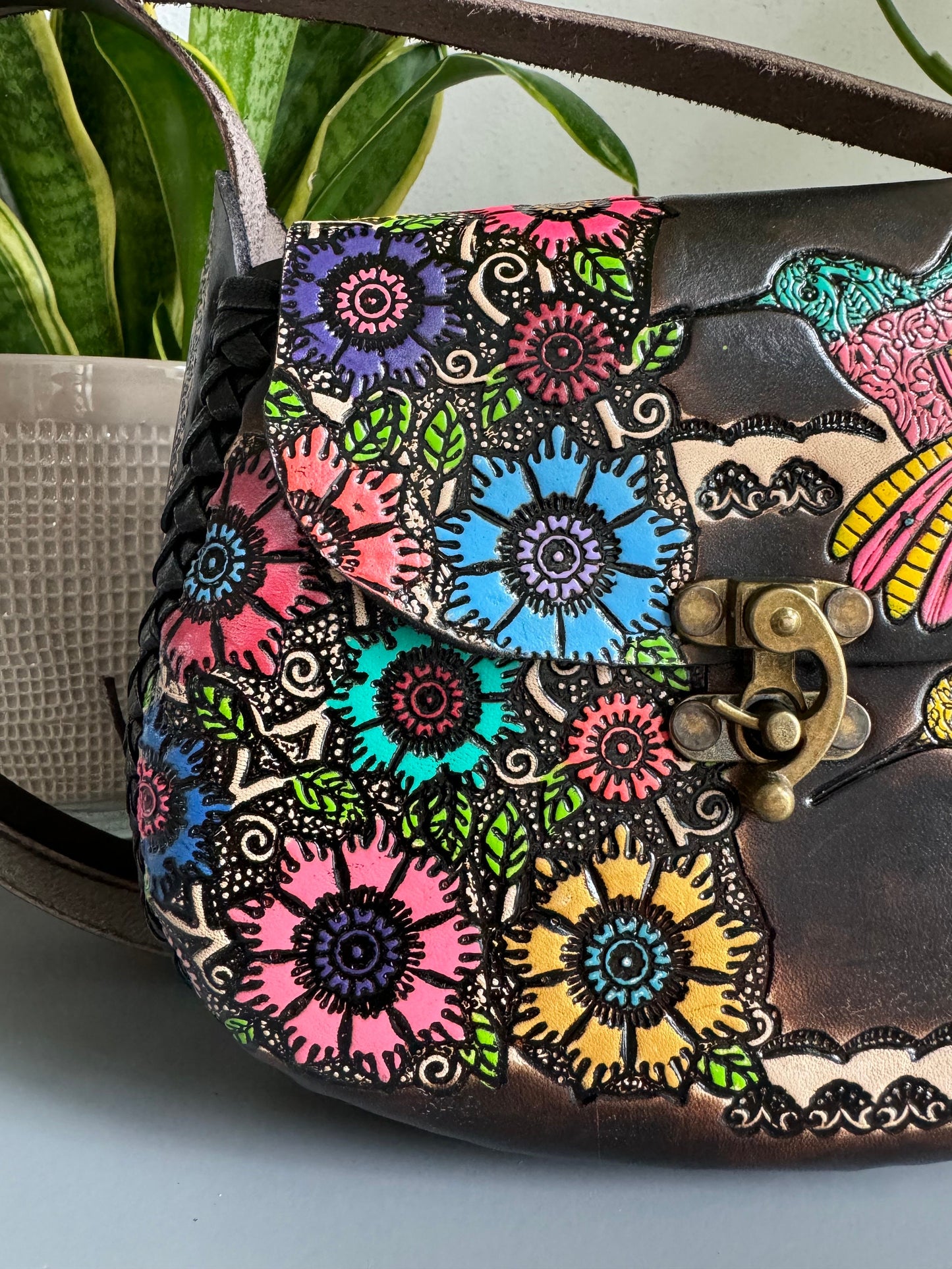 Hand-Tooled Leather Hummingbird Purse,  Handmade Mexican Bag, Bolsa de Piel, Artesania Mexicana