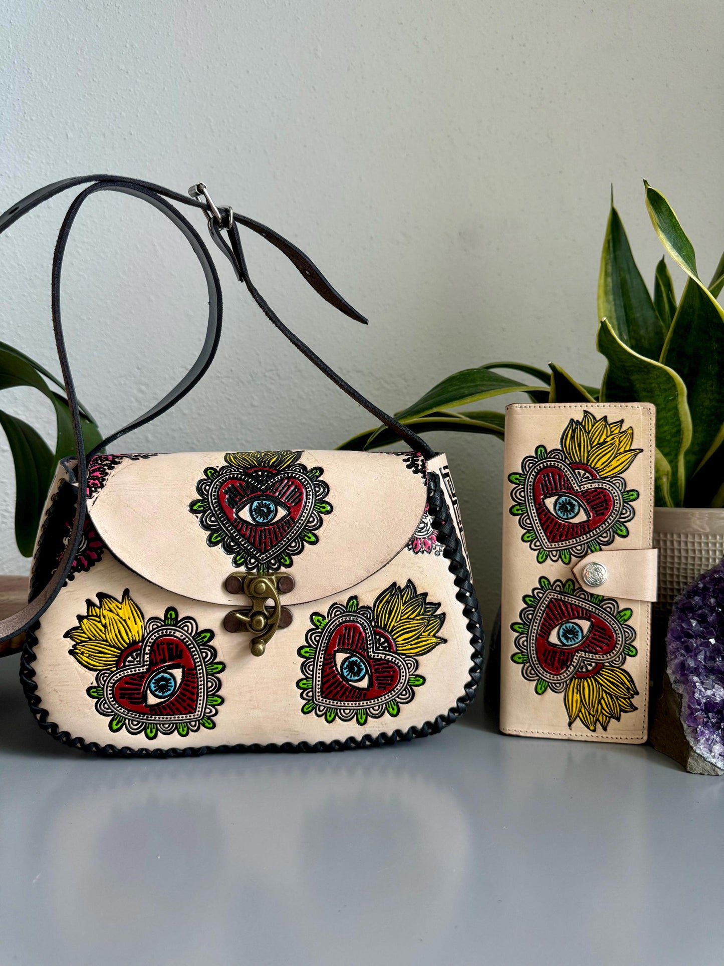 Hand-Tooled Embossed Mexican Leather Floral Purse and Wallet Set, Evil Eye Handmade Leather handbag, Hand painted Mal De Ojo, Artesanal