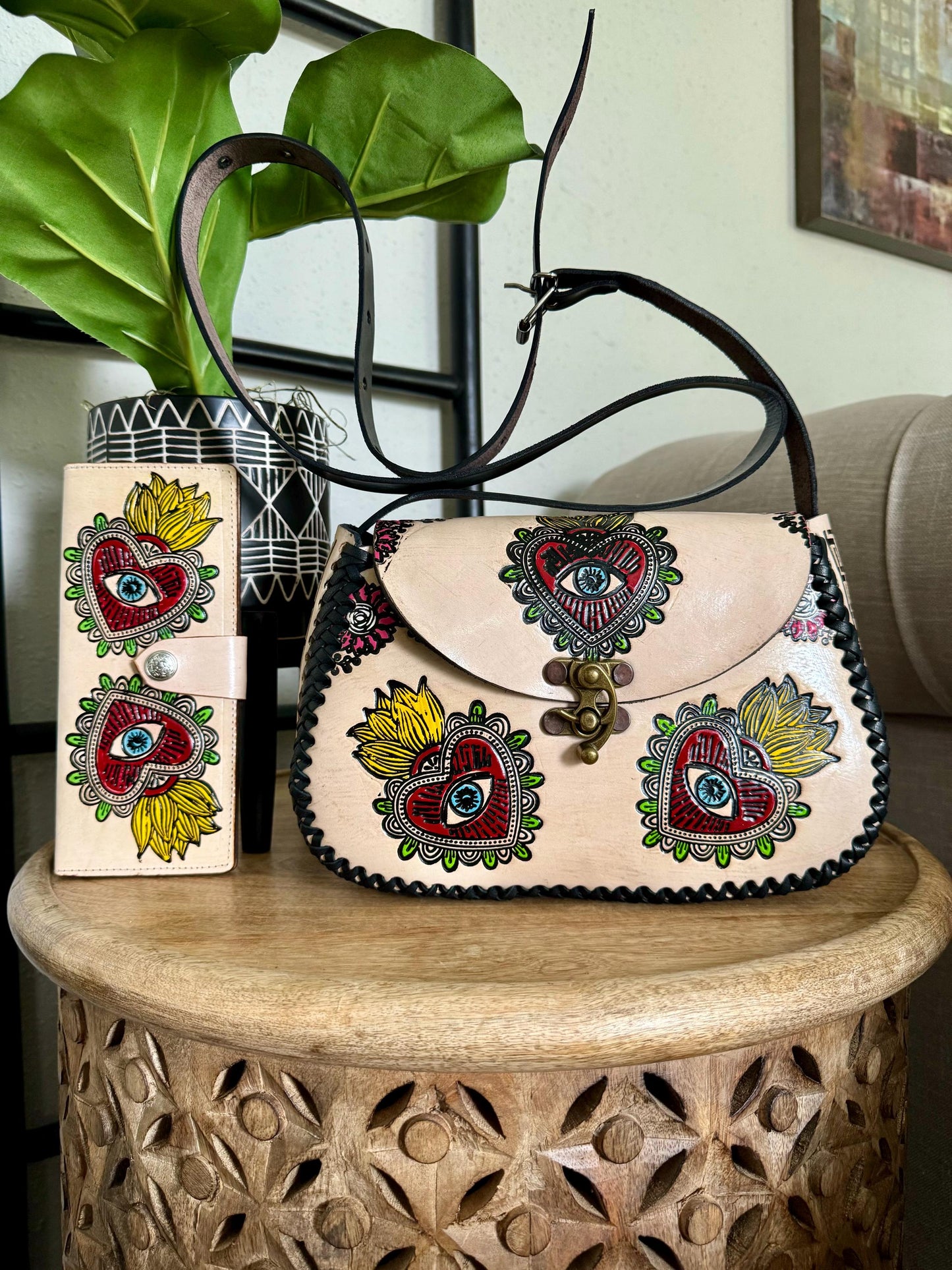 Hand-Tooled Embossed Mexican Leather Floral Purse and Wallet Set, Evil Eye Handmade Leather handbag, Hand painted Mal De Ojo, Artesanal
