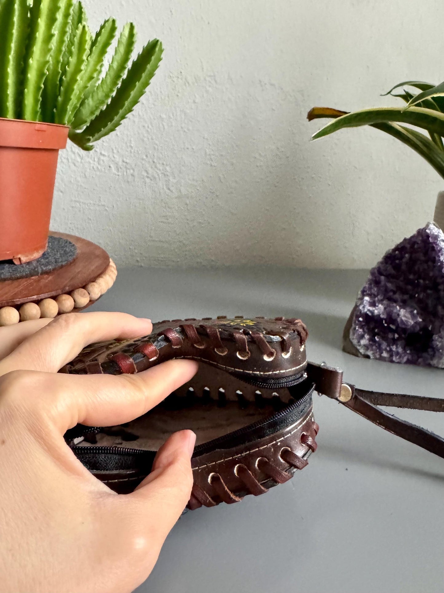 Handmade Heart Leather Purse: Hand-Tooled Floral Niñas Bag