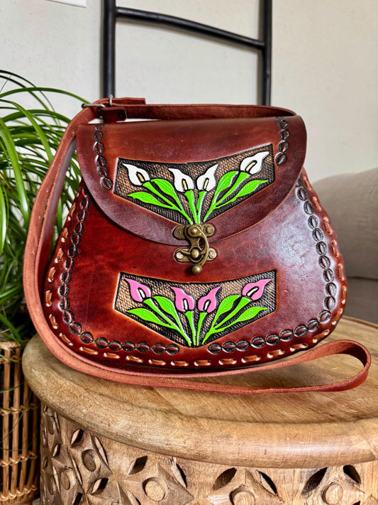 Handmade Leather Floral Purse: Tooled Mexican Handbag