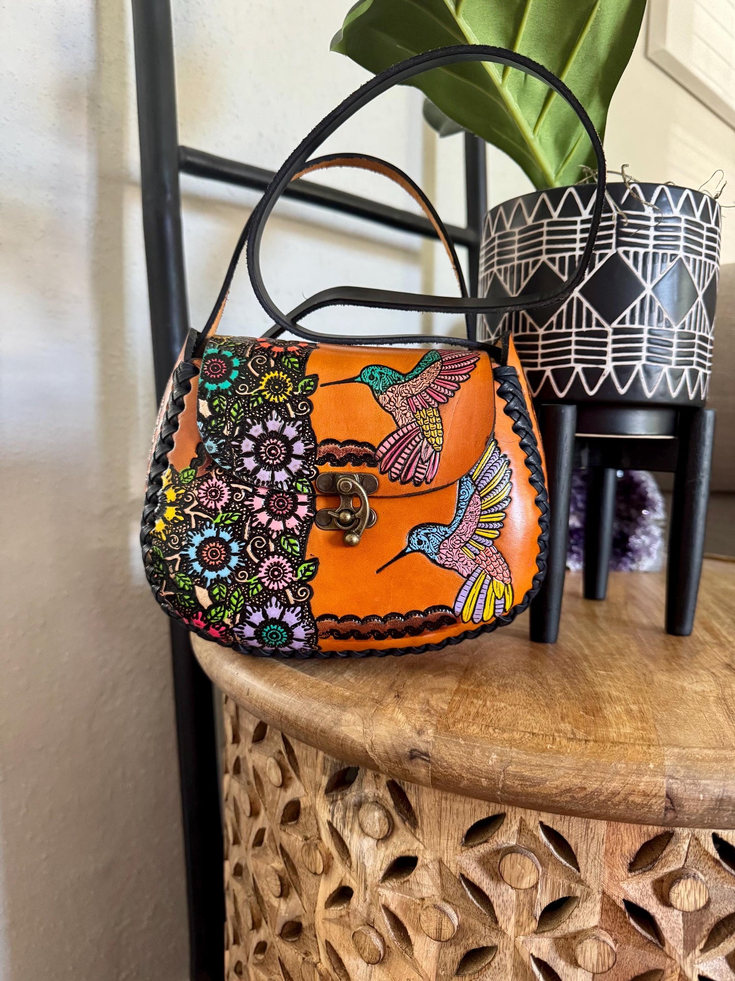 Hand-Tooled Leather Hummingbird Purse,  Handmade Mexican Bag, Bolsa de Piel, Artesania Mexicana