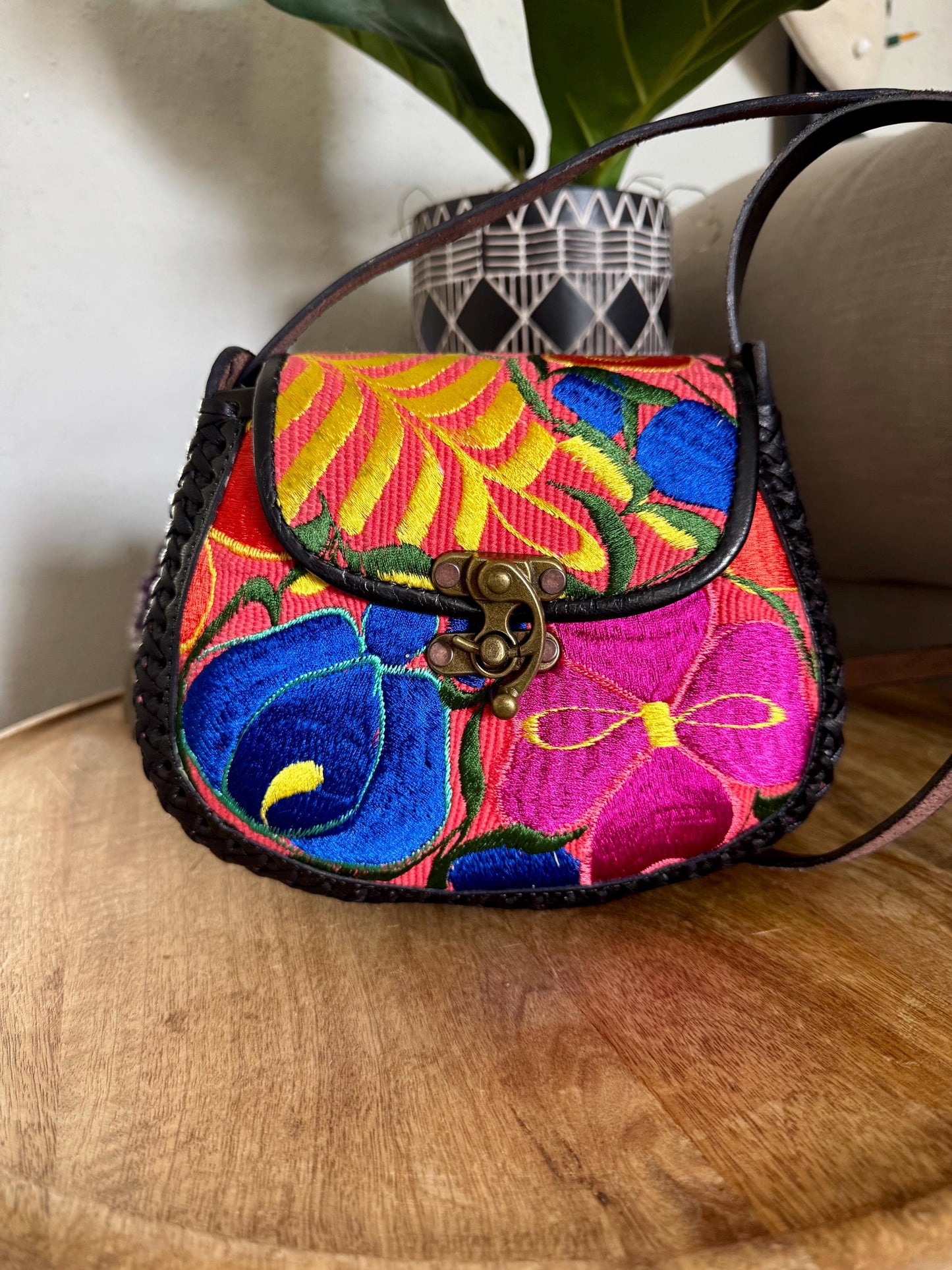 Hand-Tooled and Embroidered Leather Floral Purse, Handmade Mexican Bag, Artesanal