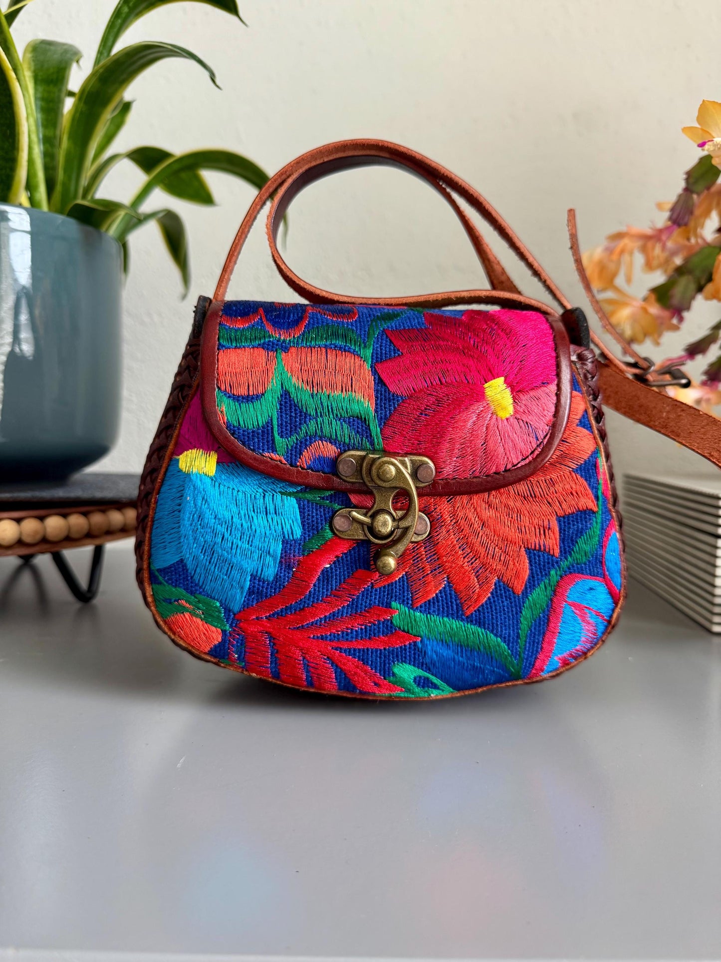 Hand-Tooled and Embroidered Leather Floral Purse, Handmade Mexican Bag, Artesanal