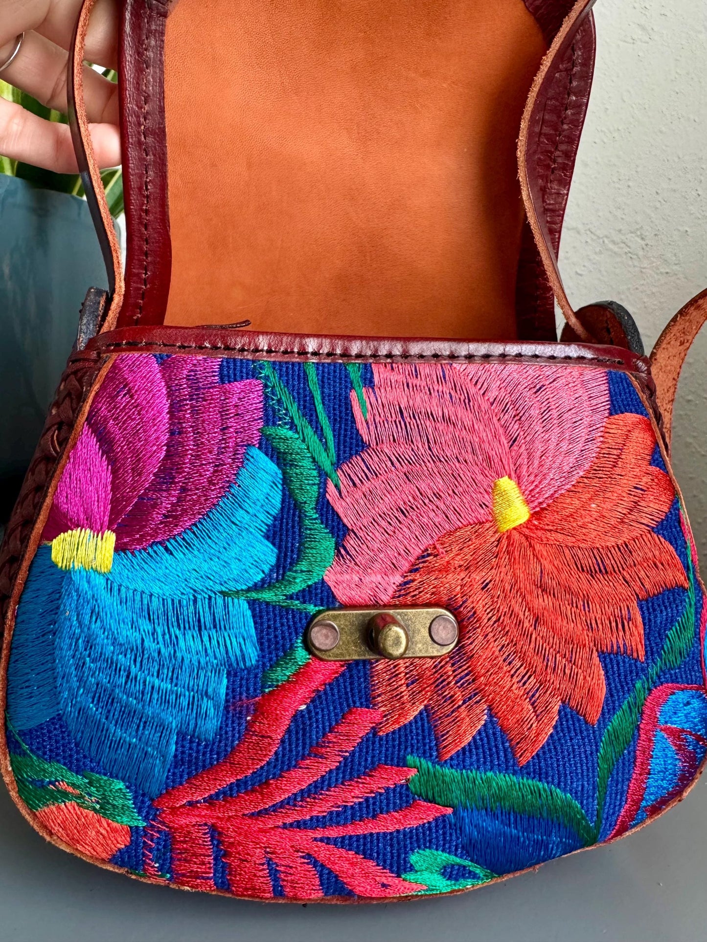 Hand-Tooled and Embroidered Leather Floral Purse, Handmade Mexican Bag, Artesanal