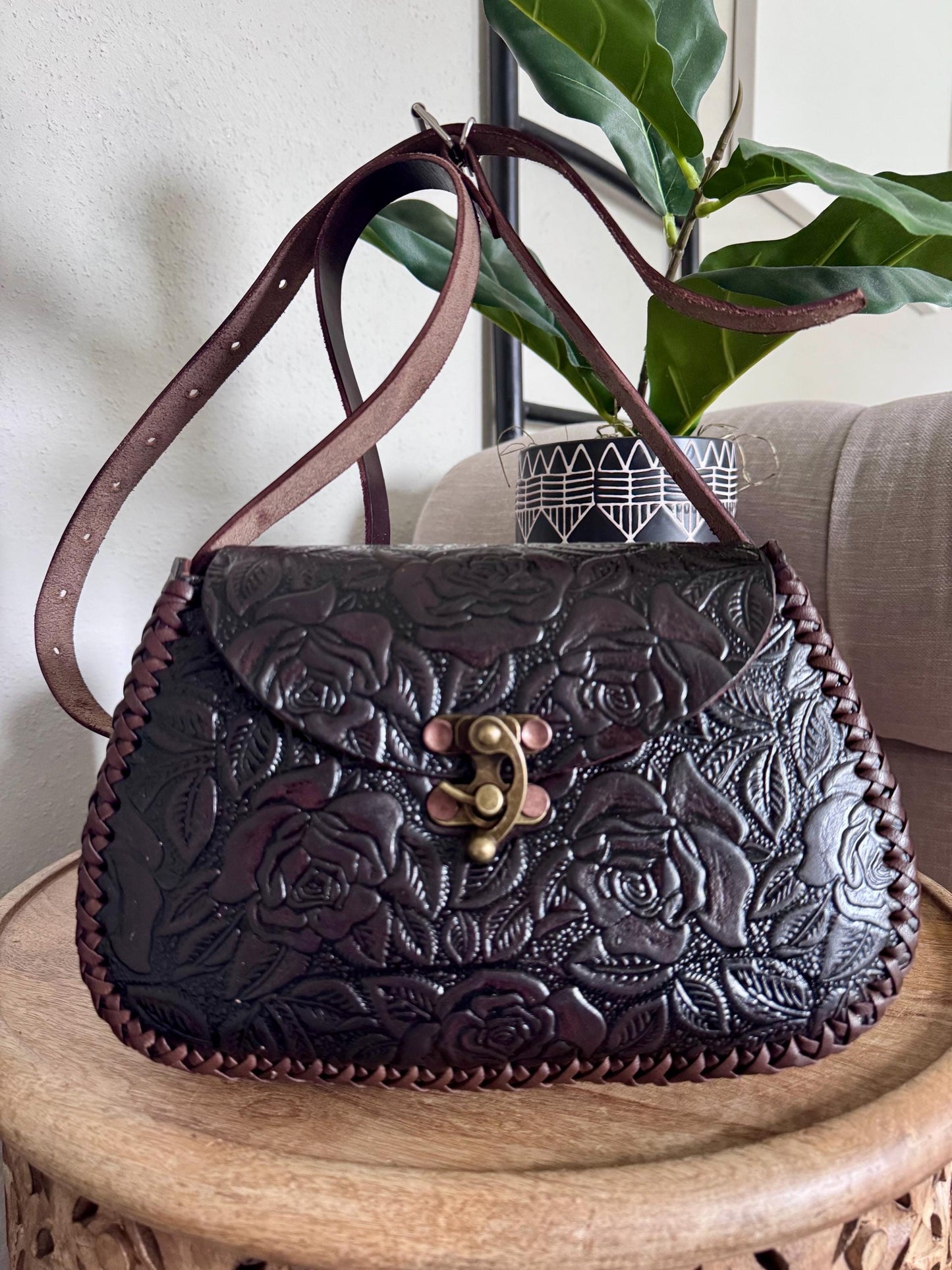 Structured Hand Tooled Leather Crossbody – Mexican Artisan Floral Purse – Double Sided Genuine Leather Bag – Adjustable Strap