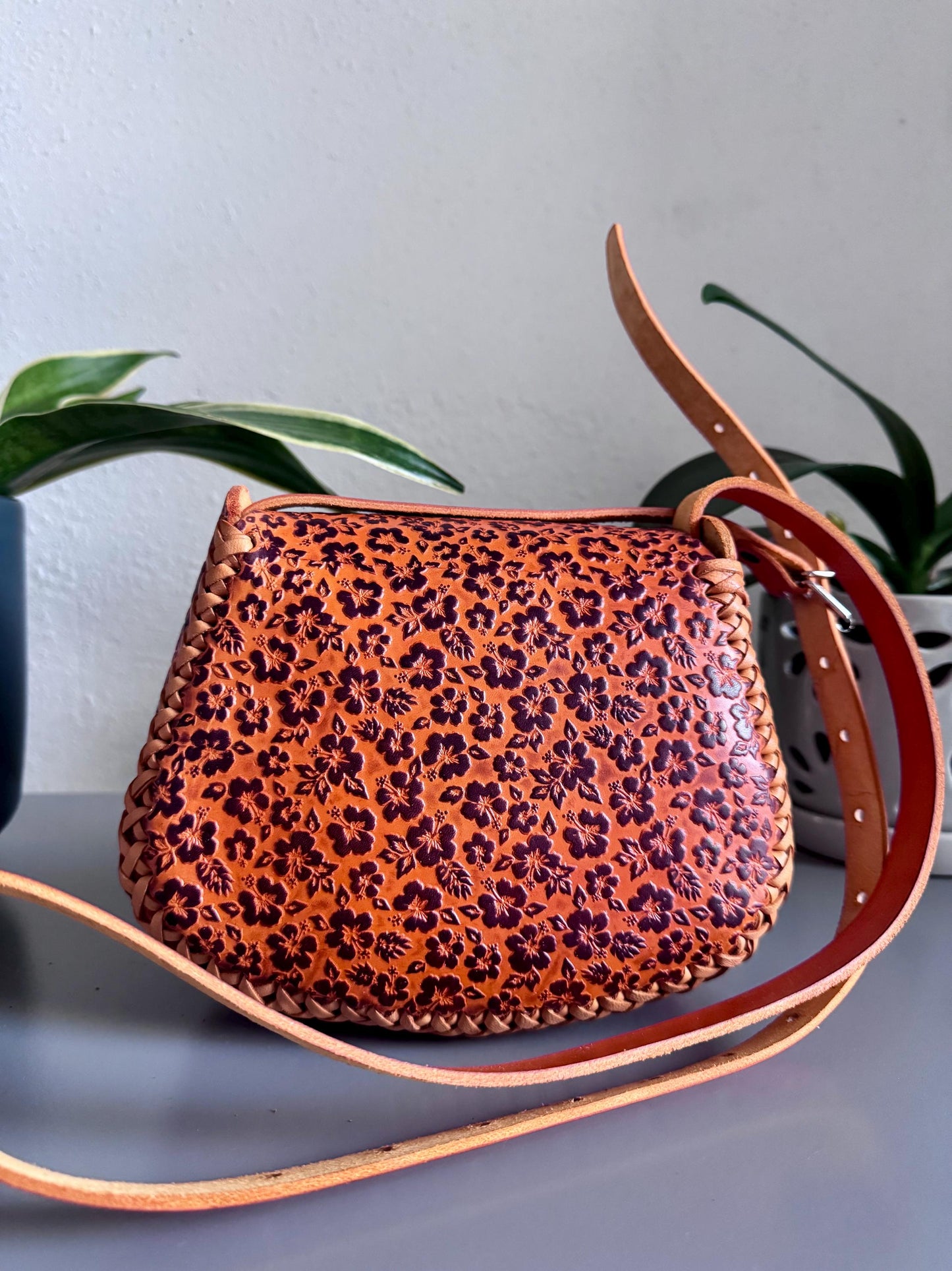 Hand Tooled Leather Crossbody Purse – Floral Mexican Artisan Bag, Adjustable Strap