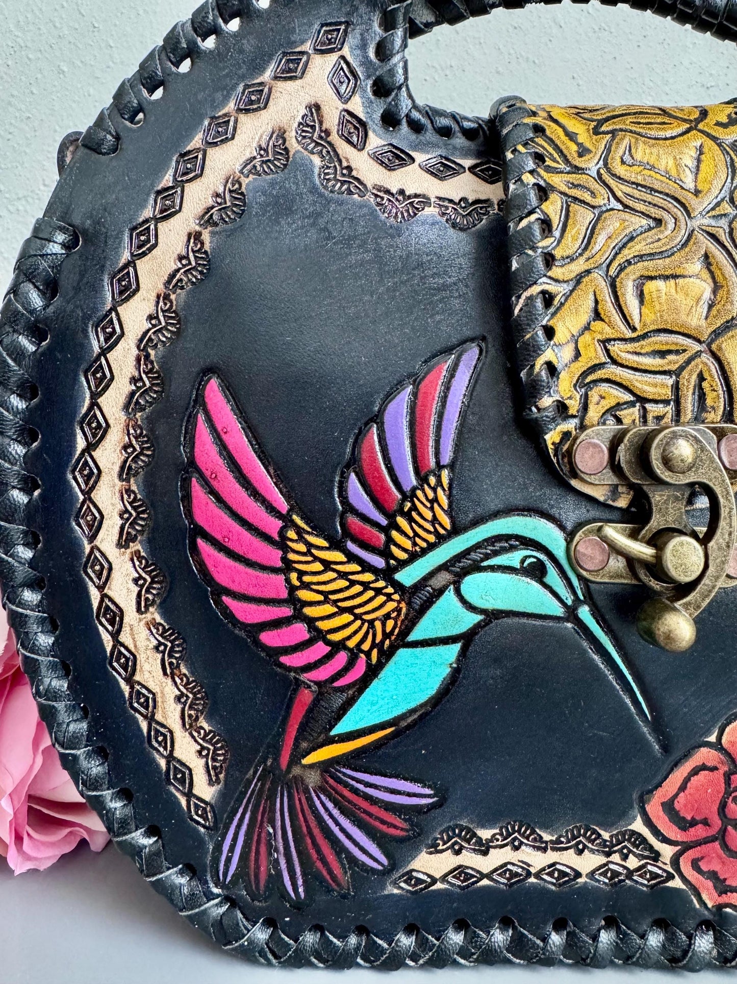 Round Hand Tooled Leather Crossbody – Hummingbird Mexican Artisan Purse – Genuine Leather Floral Bag – Adjustable Strap