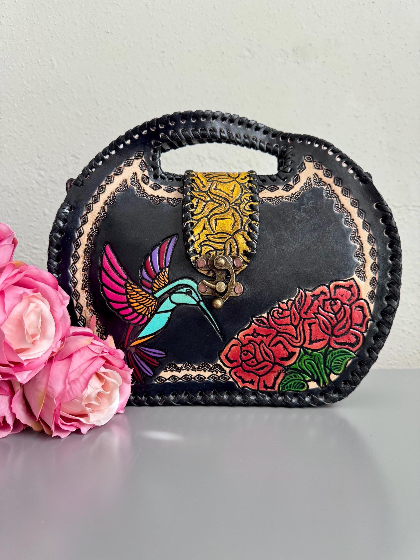 Round Hand Tooled Leather Crossbody – Hummingbird Mexican Artisan Purse – Genuine Leather Floral Bag – Adjustable Strap