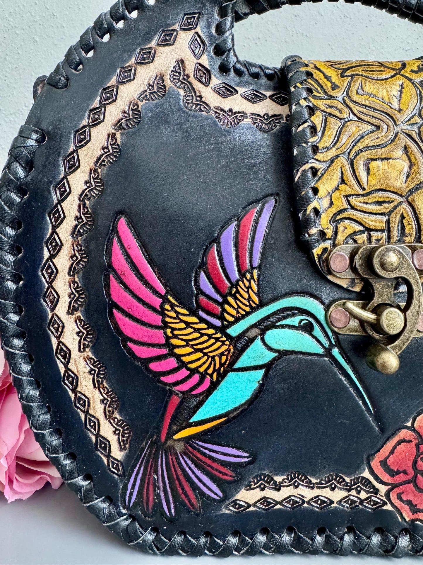 Round Hand Tooled Leather Crossbody – Hummingbird Mexican Artisan Purse – Genuine Leather Floral Bag – Adjustable Strap