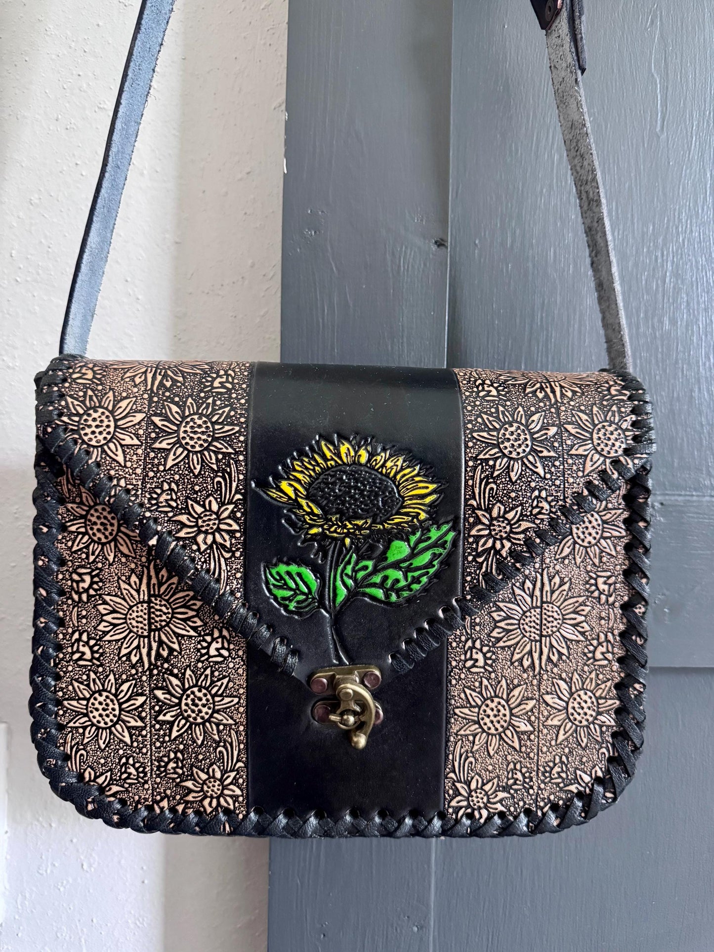 Embossed Sunflower Leather Handbag, Hand-Tooled Floral Mexican Purse, Crossbody Bag