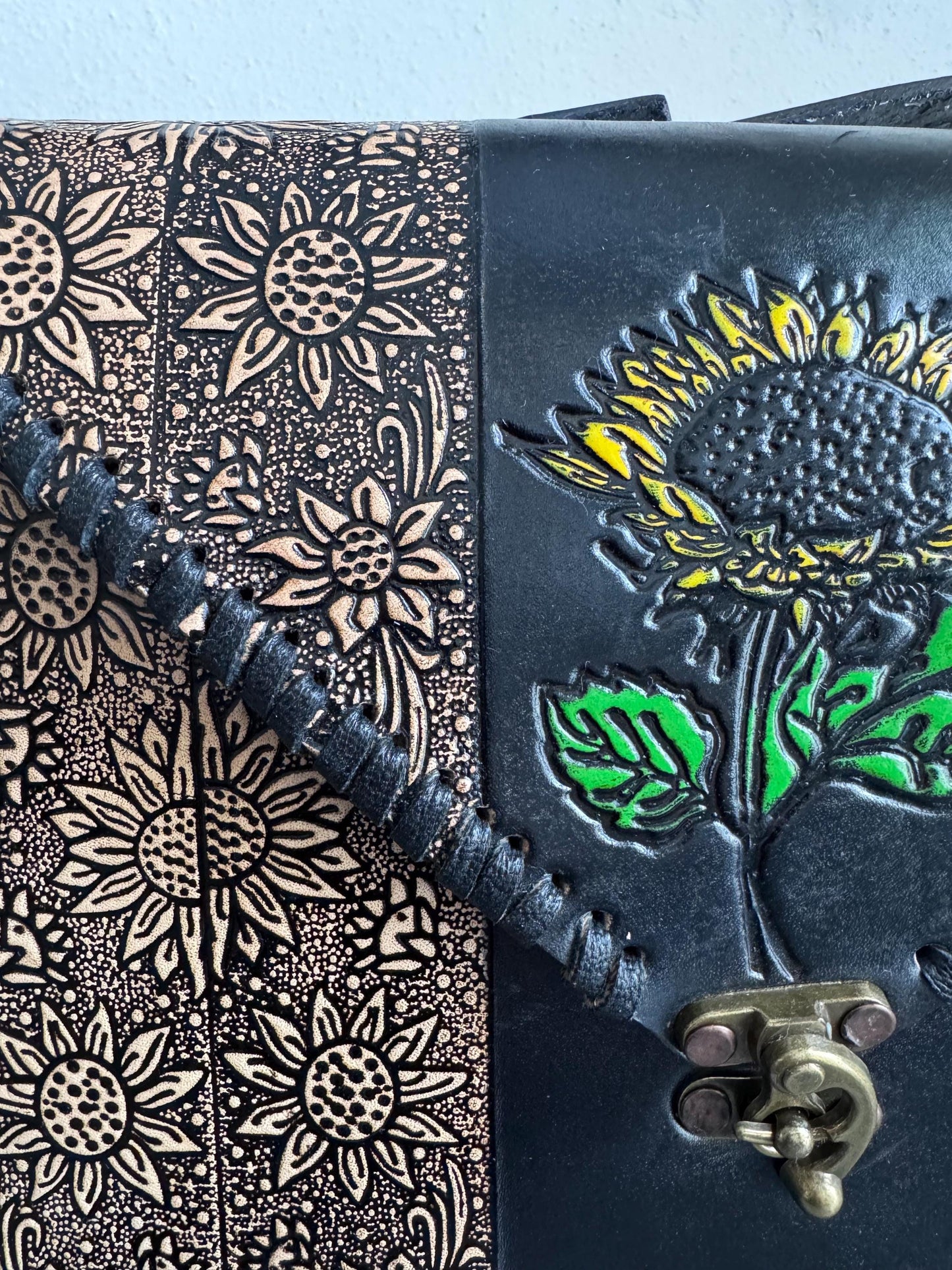 Embossed Sunflower Leather Handbag, Hand-Tooled Floral Mexican Purse, Crossbody Bag