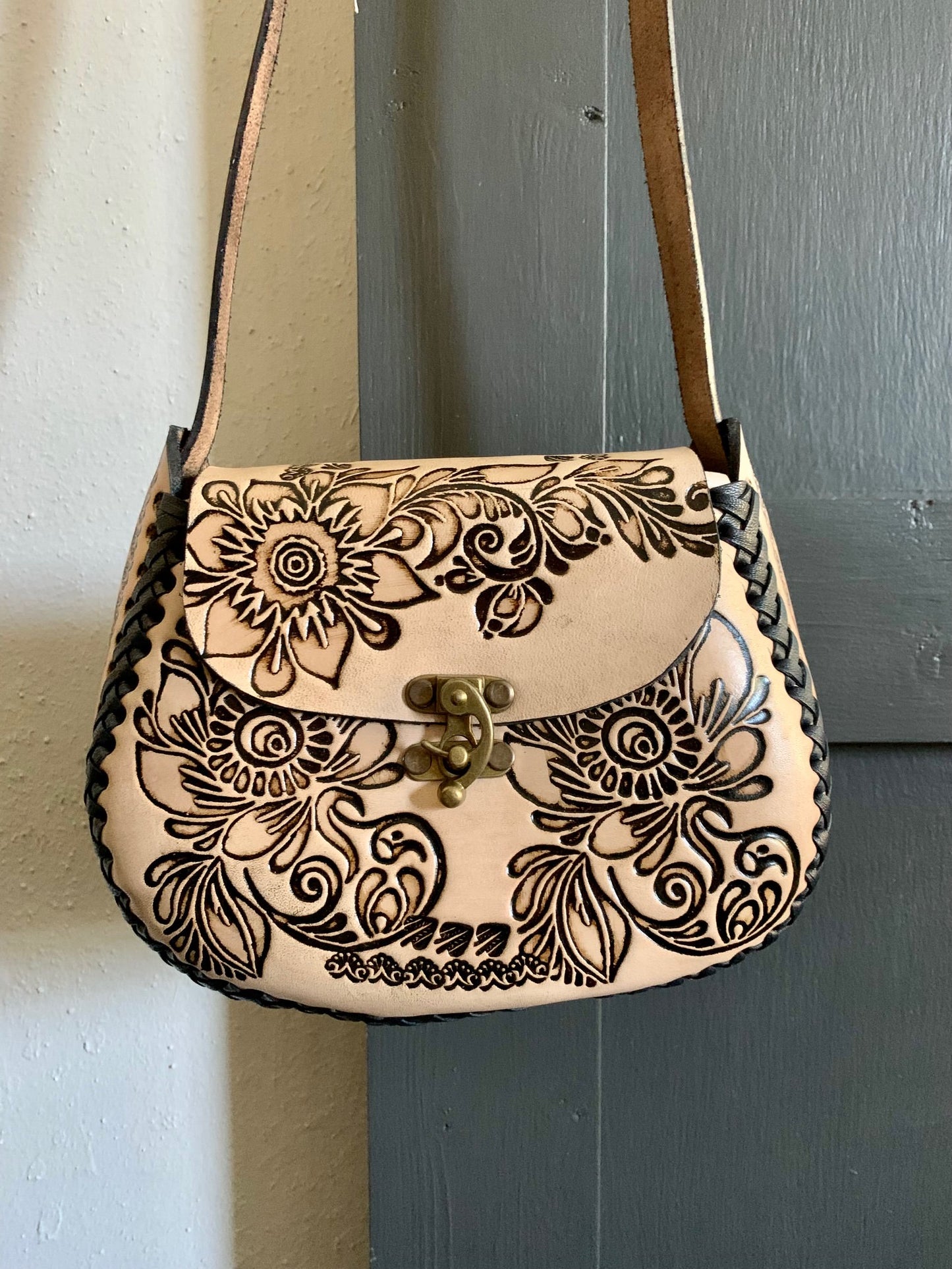 Hand-Tooled Mexican Leather Floral Purse