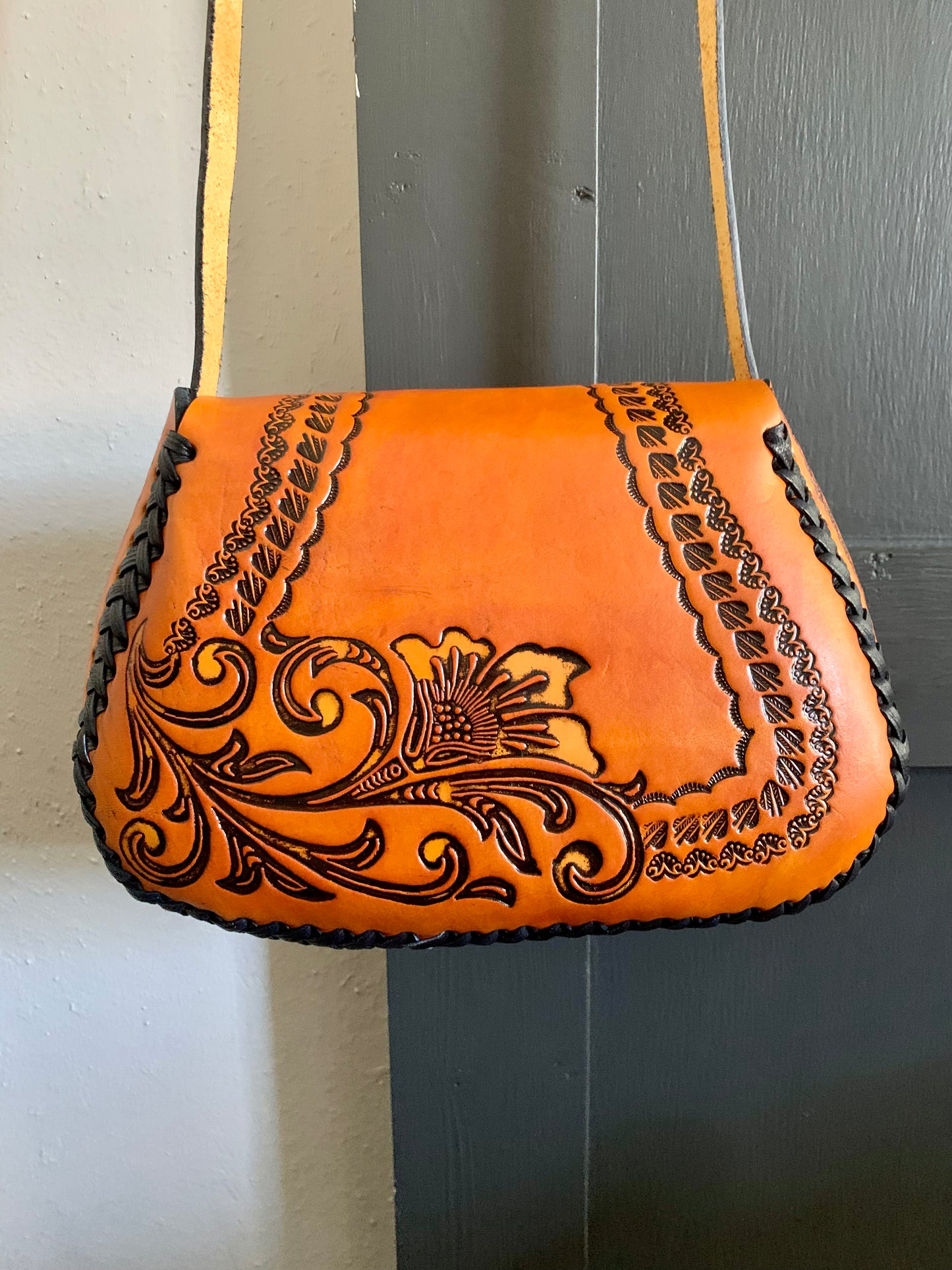 Passion Flower Mexican Leather Purse