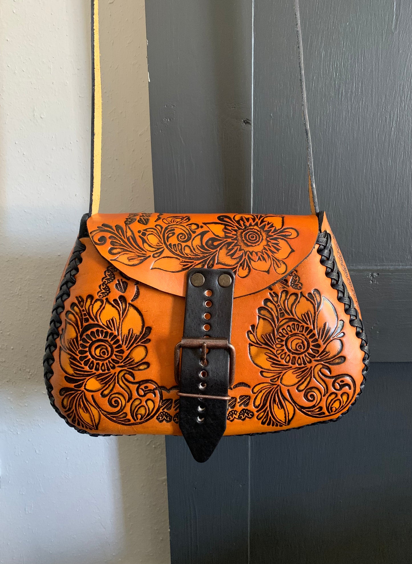 Passion Flower Mexican Leather Purse